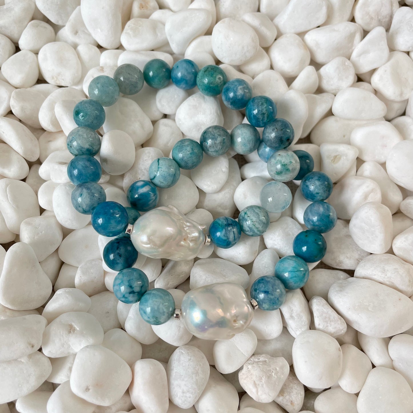 Hemimorphite and Large Pearl Bracelet
