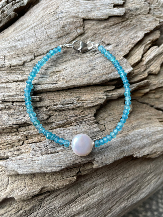 Apatite and Coin Pearl Bracelet