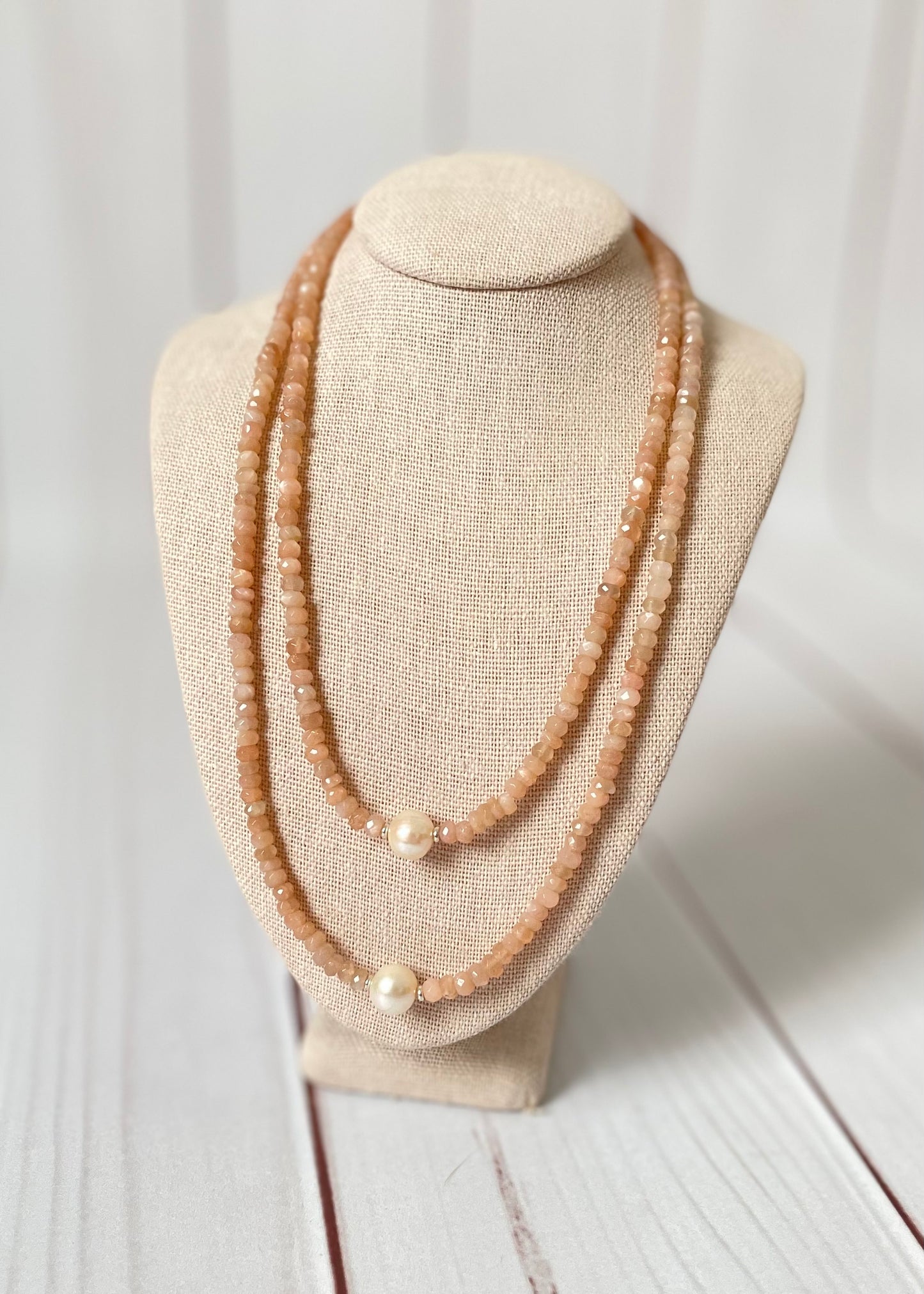Peach Moonstone and Pearl Necklace 14"