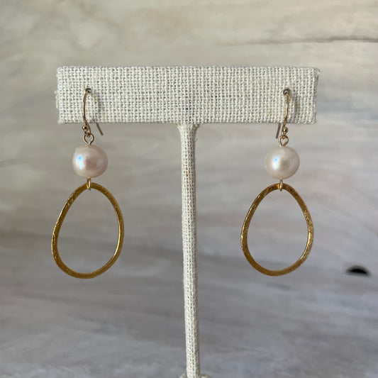 Pearl and Gold Teardrop Earrings