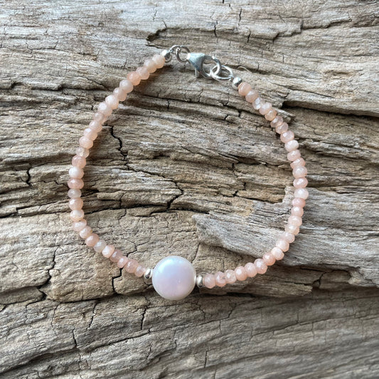 Peach Moonstone and Small Coin Pearl Bracelet